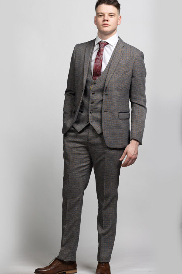Marc Darcy Hardwick Navy/Tan Jacket - Image 4