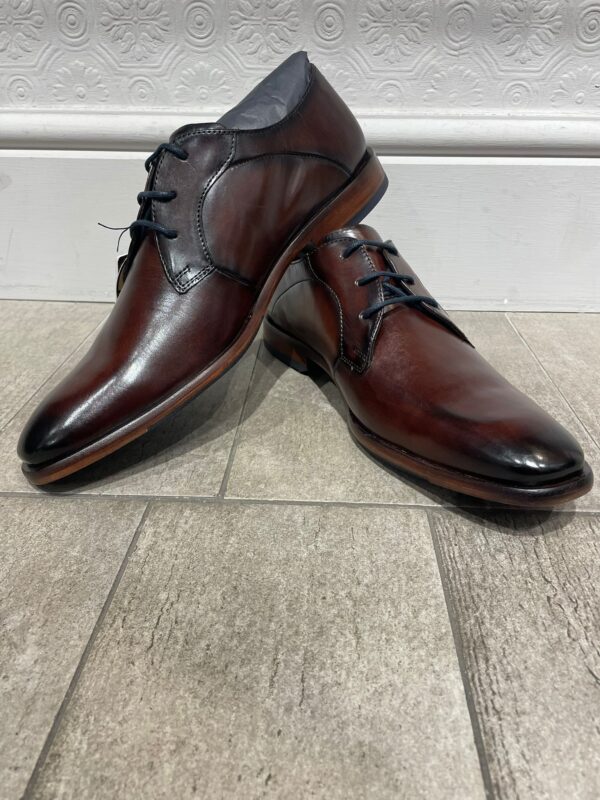 Bugatti Chestnut Oxford Shoe - Image 4