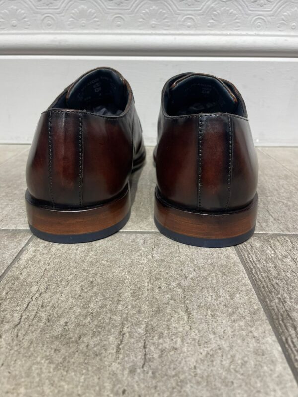 Bugatti Chestnut Oxford Shoe - Image 3