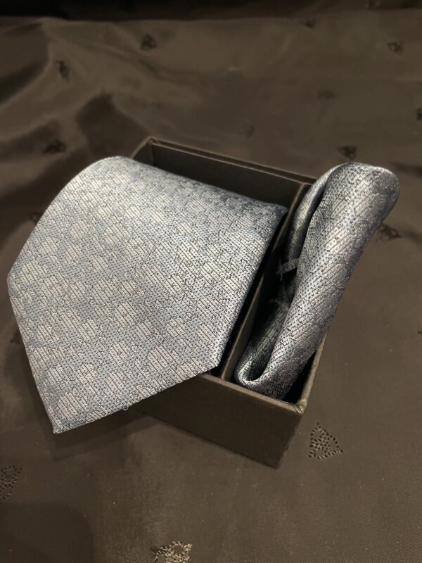 Benetti Blue Flower Tie with Hankey