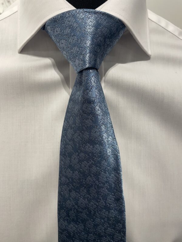 Benetti Blue Flower Tie with Hankey - Image 2