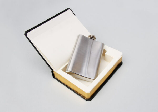 Iron & Glory Good Book Hip Flask - Image 7