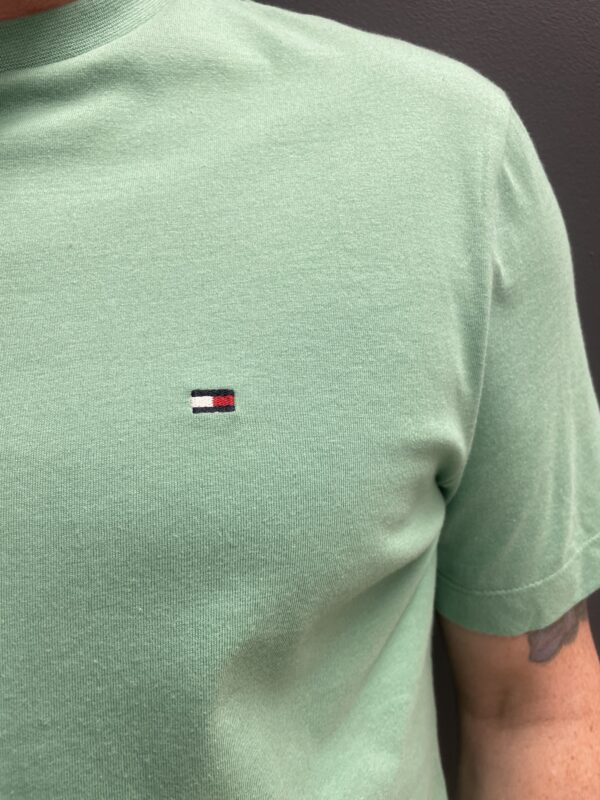 Tommy Hilfiger Essential Green T-Shirt MW0MW39995L3J - Image 2