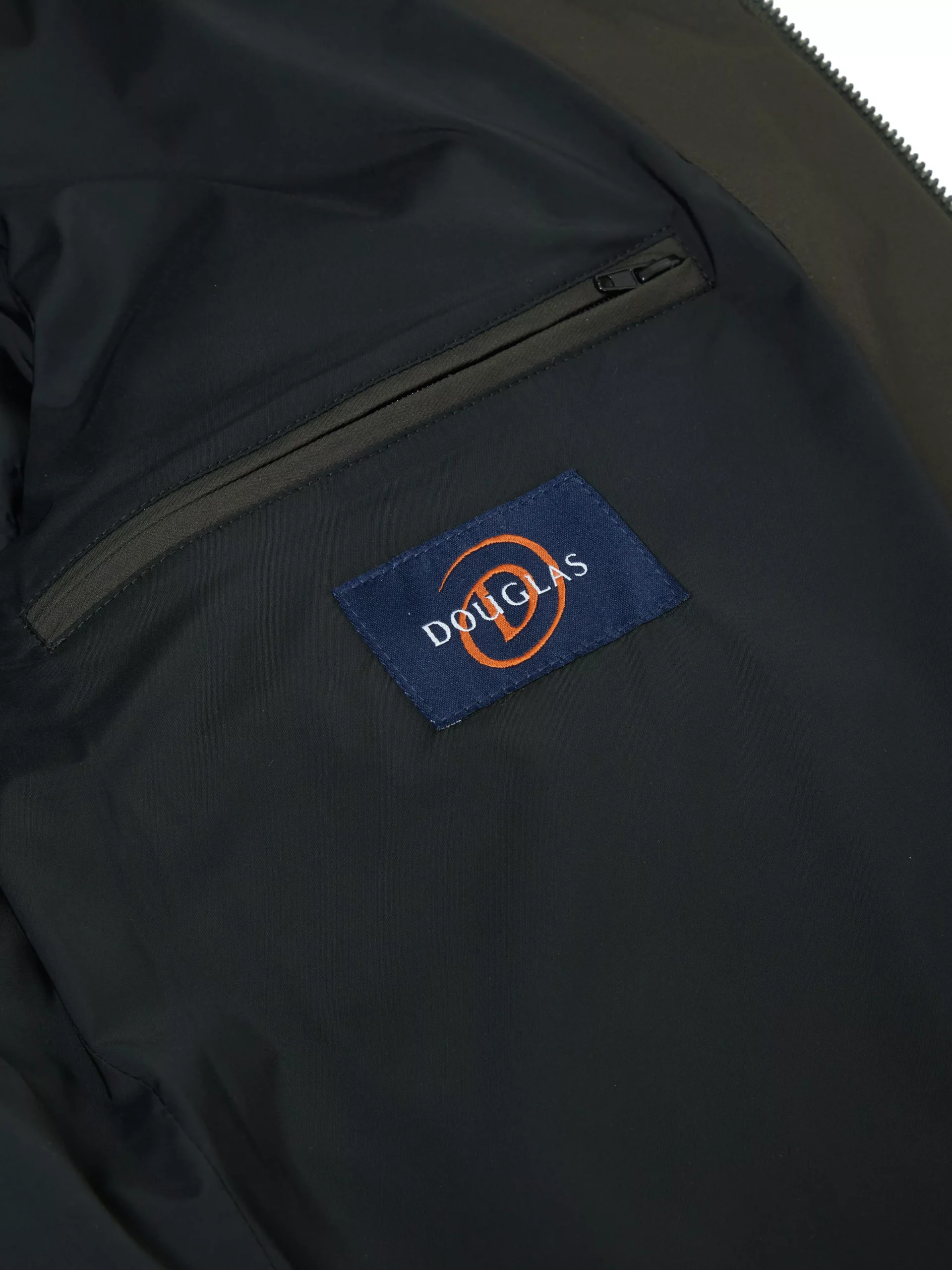 Douglas & Graham Green Kemp - Image 4