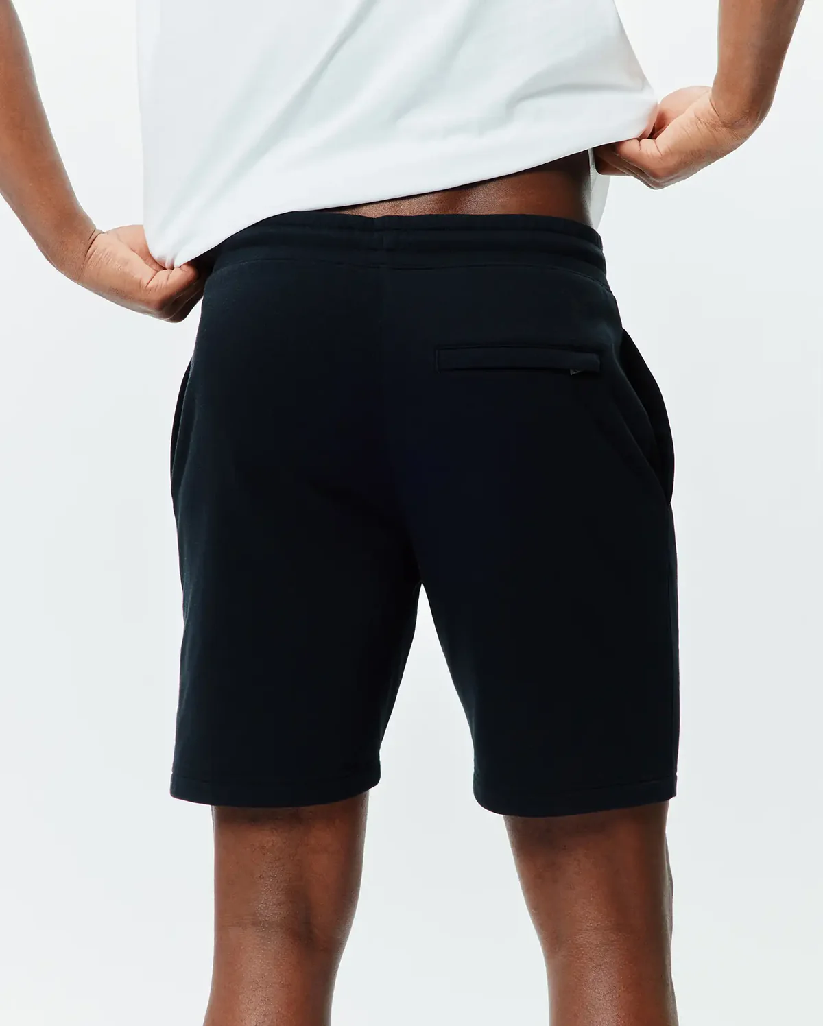 Psycho Bunny Black Isaac 8' Shorts - Image 2