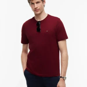 Tommy Hilfiger Burgundy T-Shirt